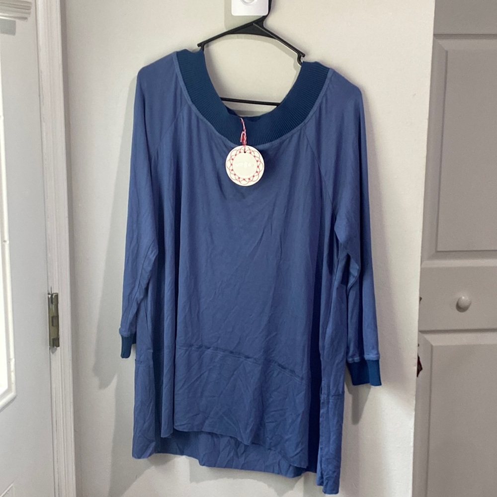 Umgee off the shoulder top